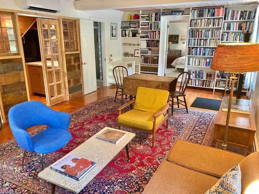 The Farmhouse Suite At Barn & Bike Red Hook Экстерьер фото